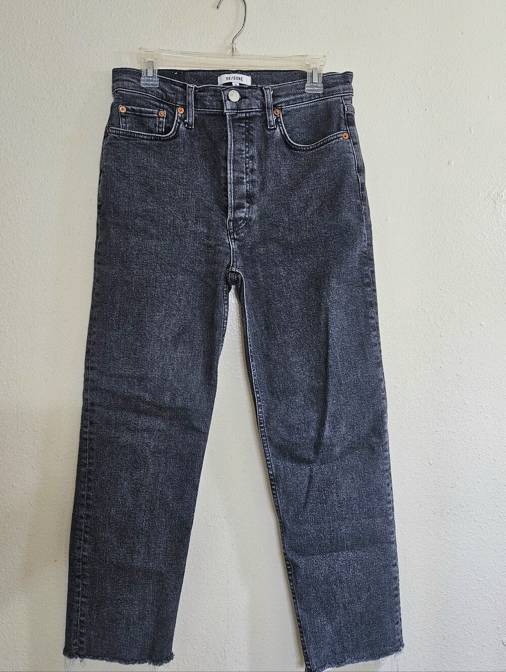RE/DONE Jeans 70s Stove Pipe Distressed Jeans In Stoned Noir - Picture 2 of 8